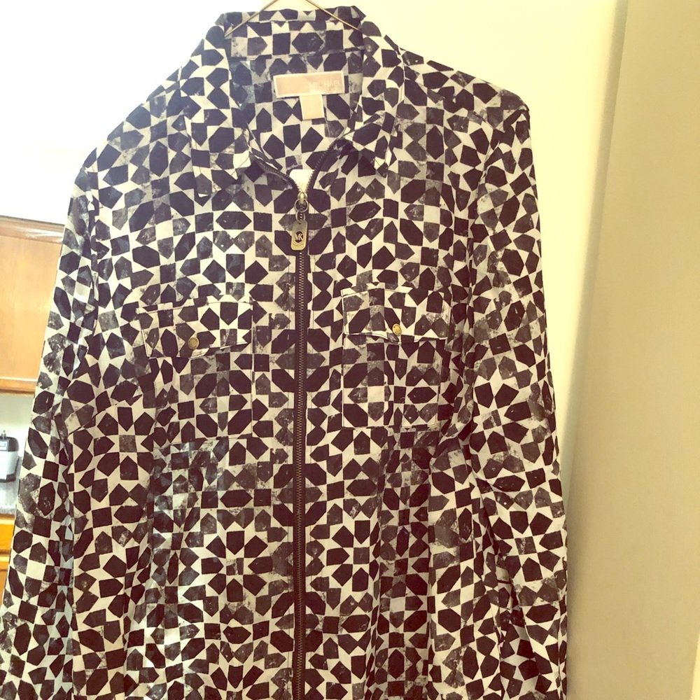 NWT Michael Kors Dual Sleeve Blouse w/ Gold accent